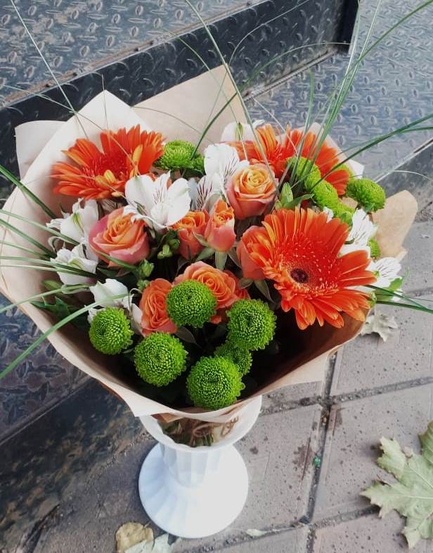 Букет цветов из: Герберы, Хризантемы, Альстромерии и Розы в Краснолипье