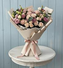 Букет цветов из:  Розы и Лизиантусы в Краснолипье