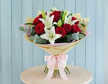 Букет цветов из:  Лилии и Розы в Краснолипье