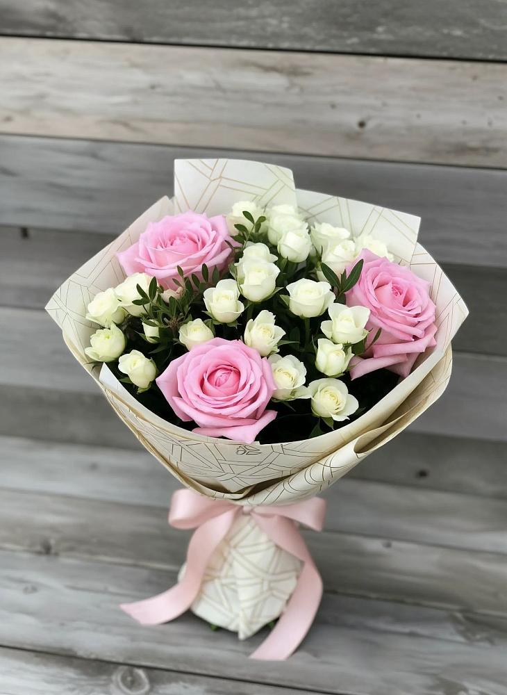 Букет цветов из: Розы в Краснолипье