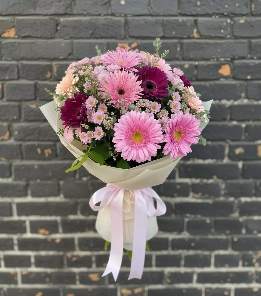 Букет цветов из: Герберы и Хризантемы в Краснолипье