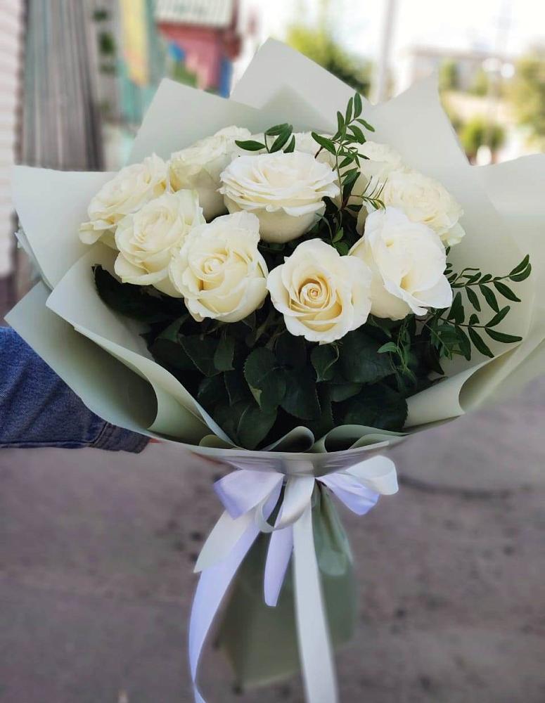 Букет Белые розы Проуд в Краснолипье