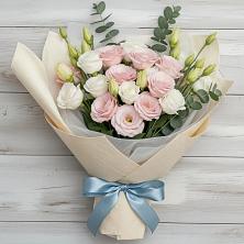 Букет цветов из:  Лизиантусы в Краснолипье