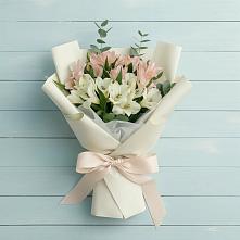 Букет цветов из:  Альстромерии в Краснолипье