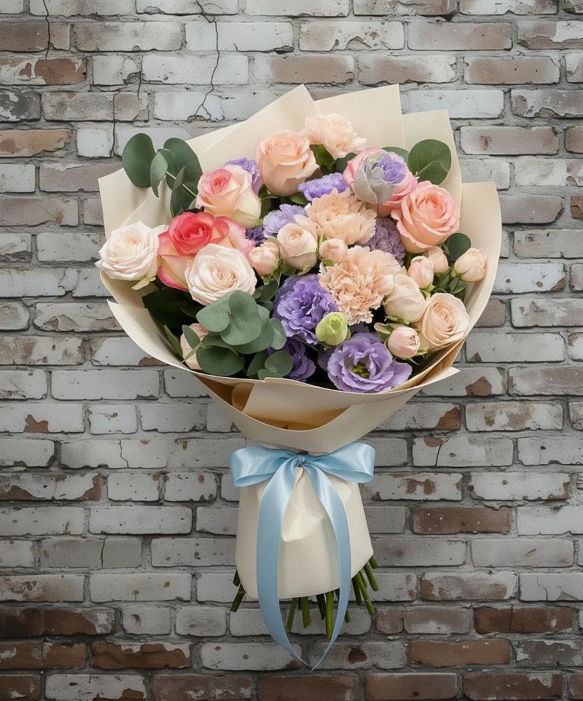 Букет цветов из: Розы, Лизиантусы и Гвоздики в Краснолипье