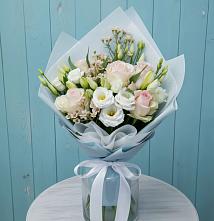Букет цветов из:  Розы и Лизиантусы в Краснолипье