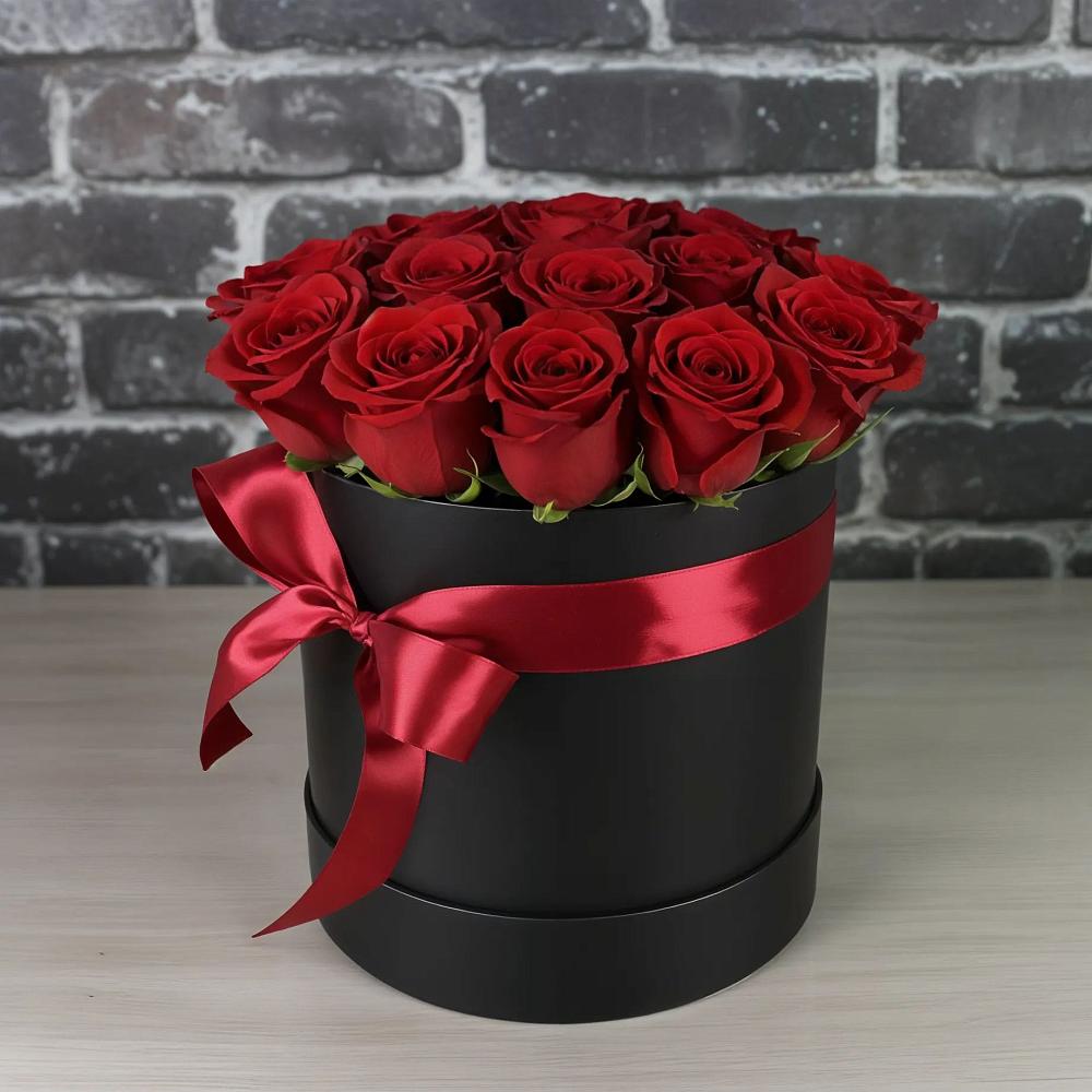 Цветочная композиция из Розы в шляпной коробке в Краснолипье